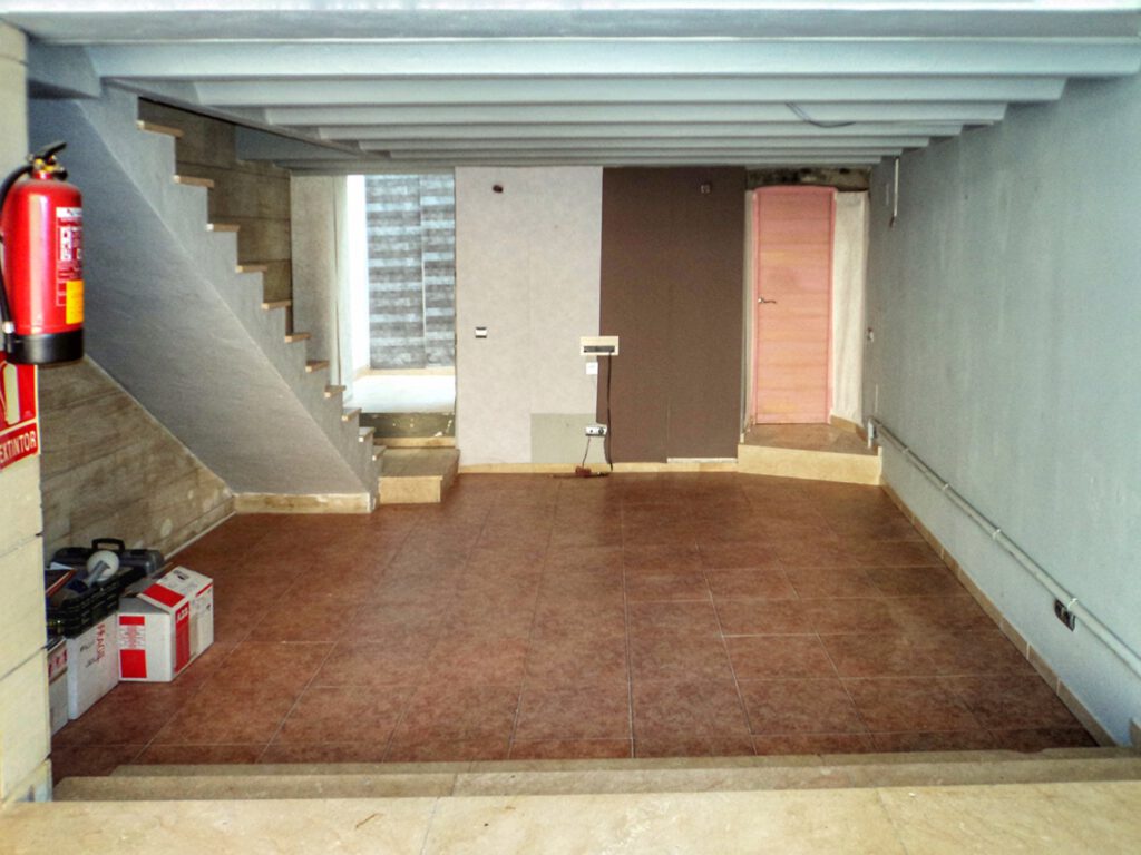 4 interior darrera-01